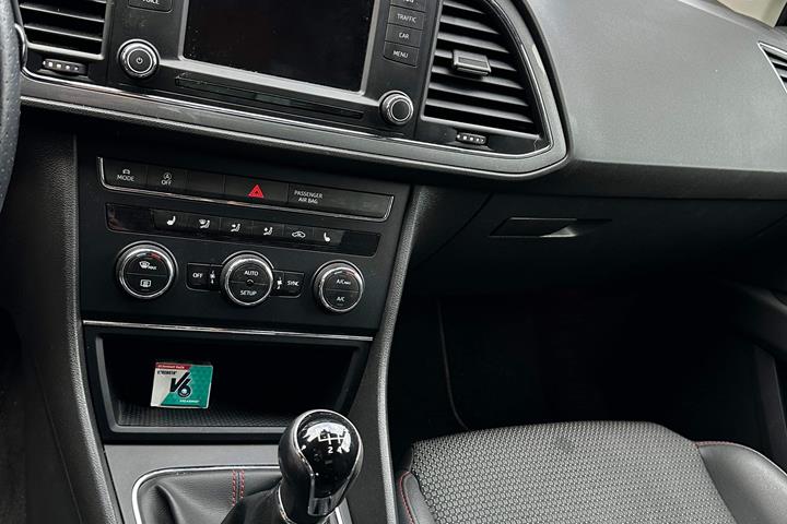 Sort Seat Leon fra 2014