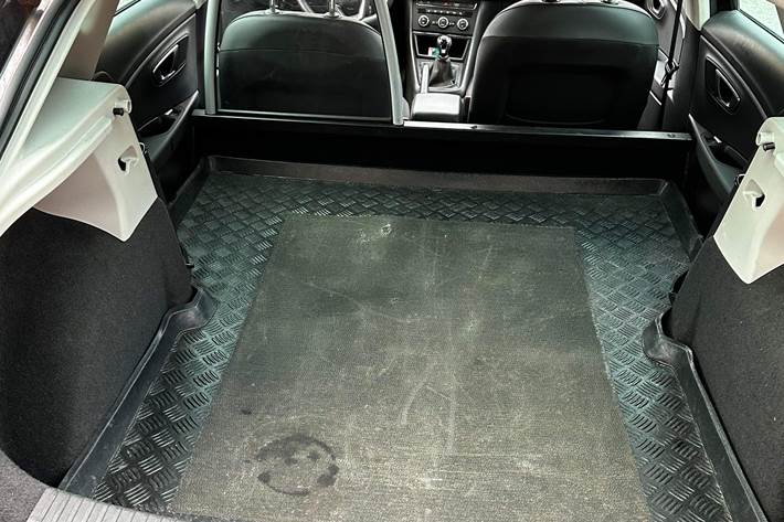 Sort Seat Leon fra 2014