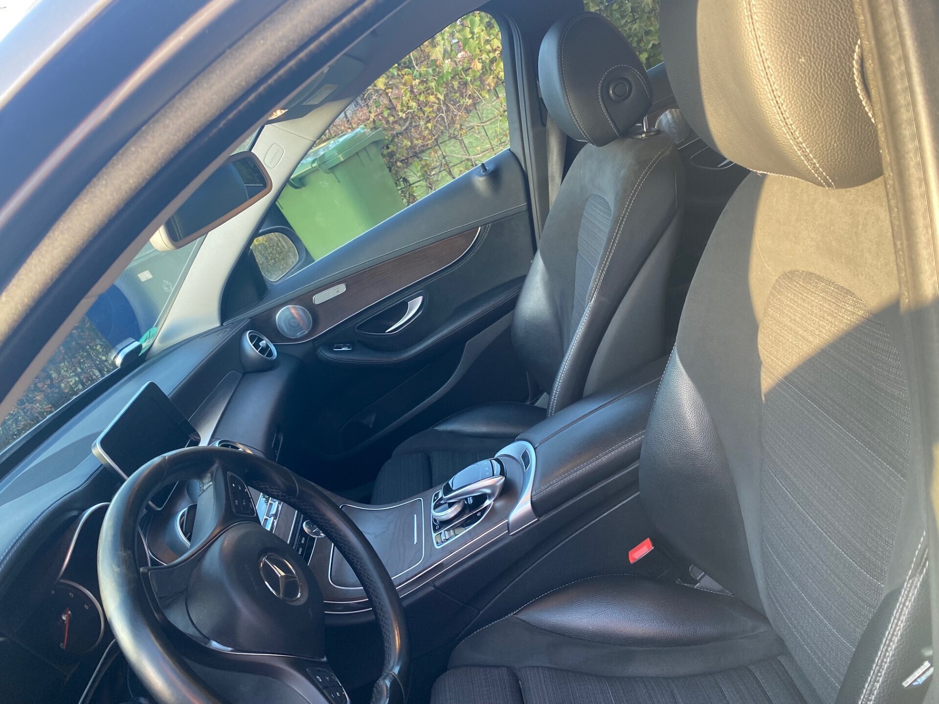 Grå Mercedes C250 d fra 2015