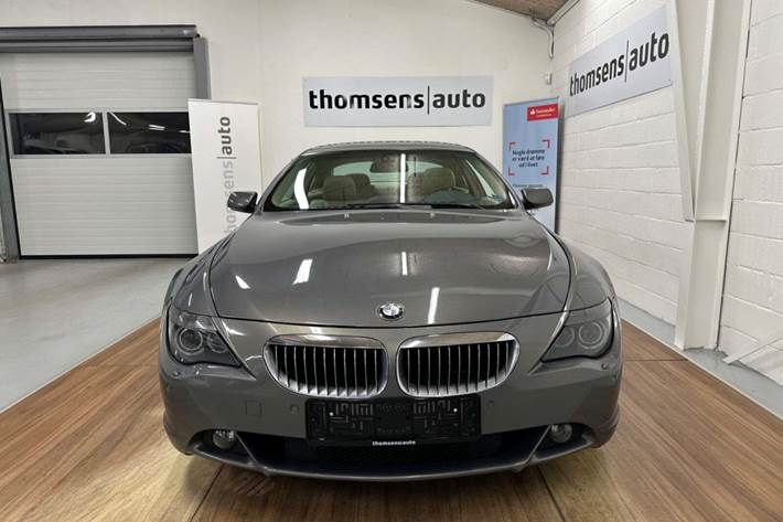 Grå BMW 645Ci fra 2005 set udefra