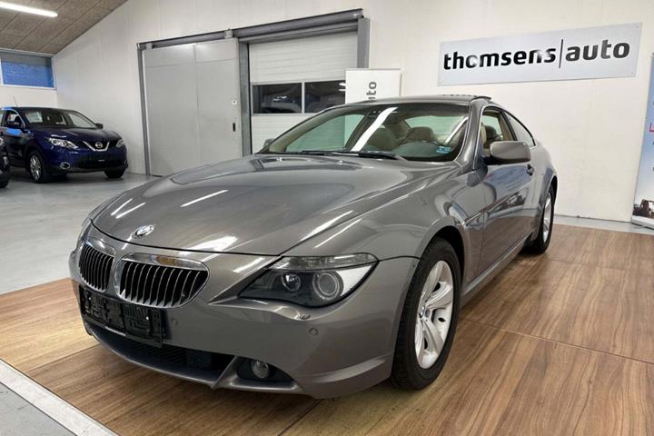 Grå BMW 645Ci fra 2005 set udefra
