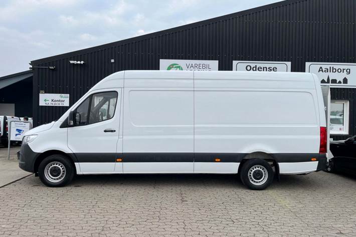 Hvid Mercedes Sprinter 316 fra 2019