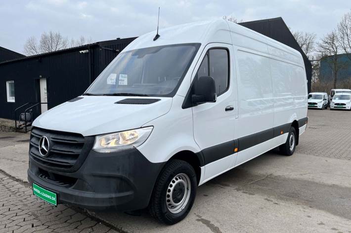 Hvid Mercedes Sprinter 316 fra 2019