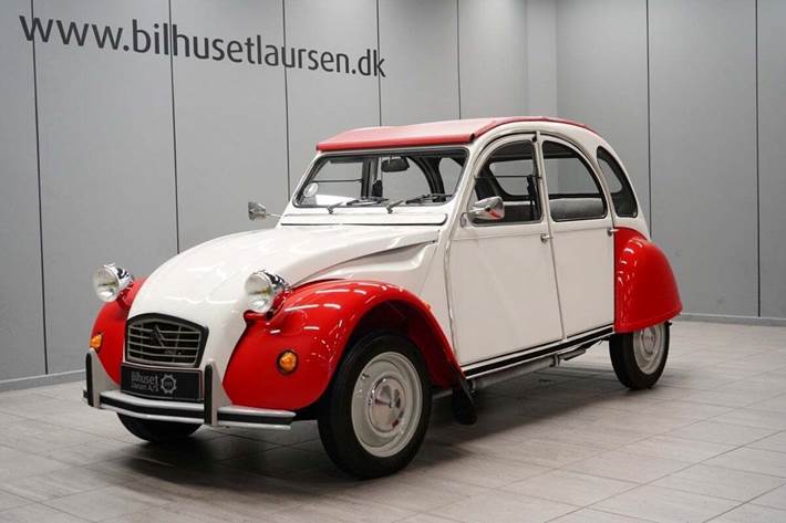Hvid Citroën 2CV fra 1986