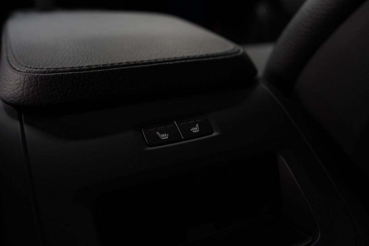 Beige Volvo V90 fra 2021