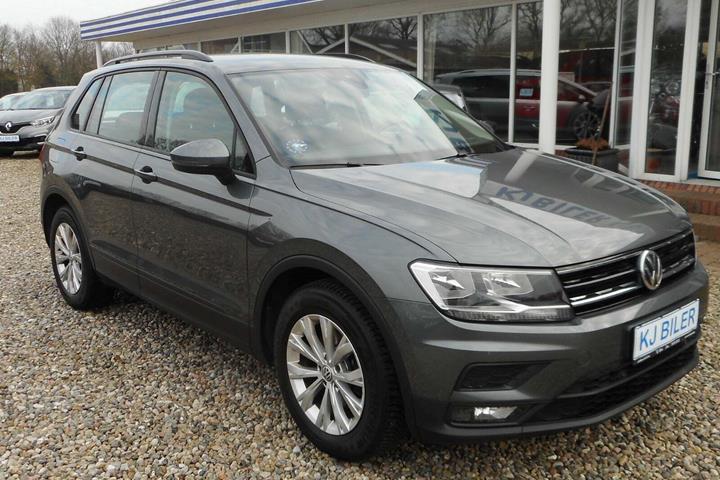 Grå VW Tiguan fra 2018