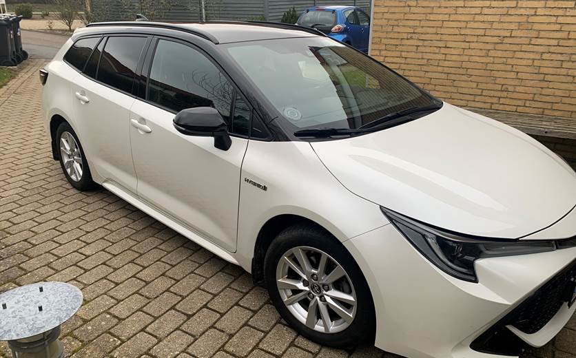 Toyota Corolla 1,8 Hybrid (122 hk) Touring Sports aut. Gear