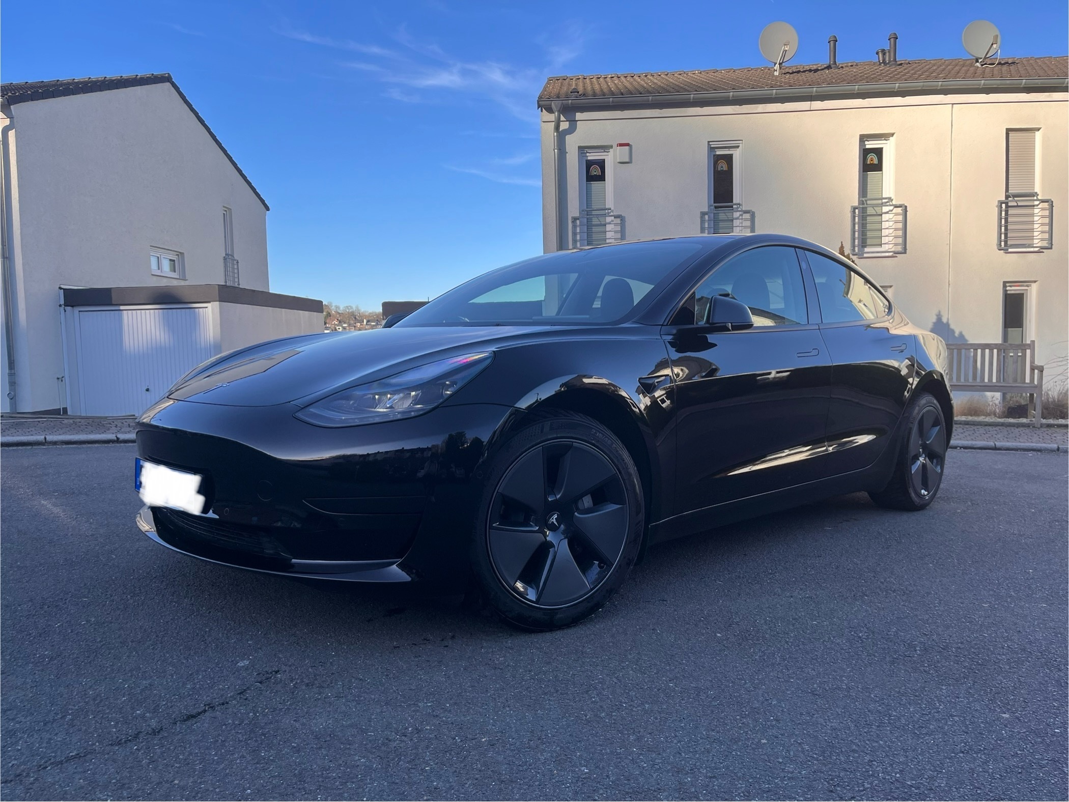 Tesla Model 3 SR PDC Winter and Summertires