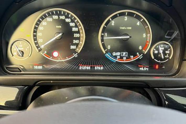 Hvid BMW 501 fra 2014