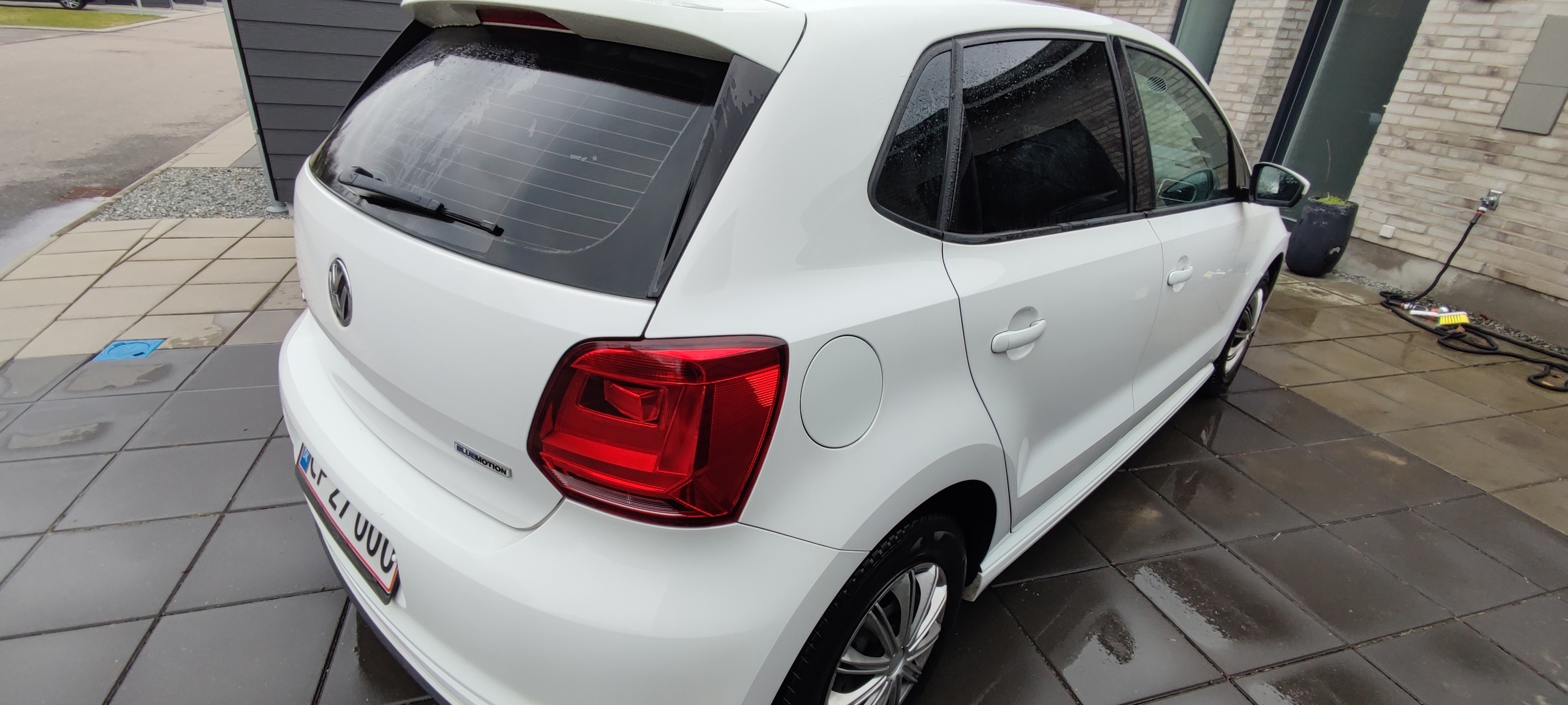 Hvid VW Polo fra 2016