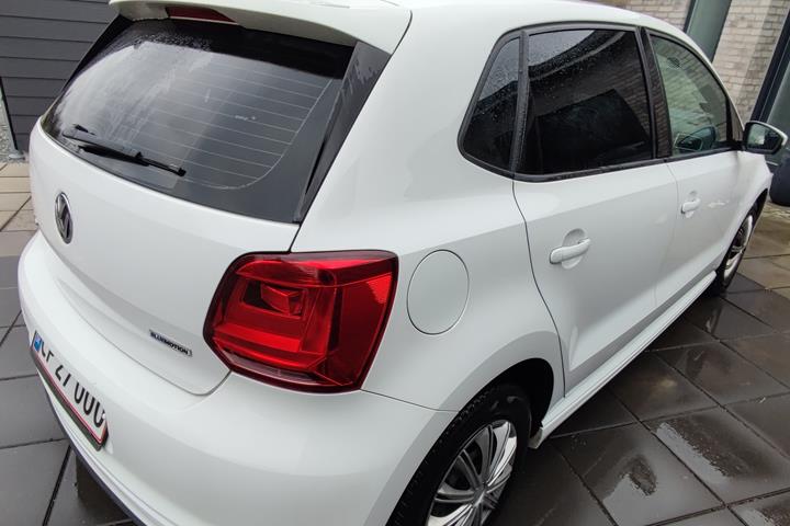 Hvid VW Polo fra 2016