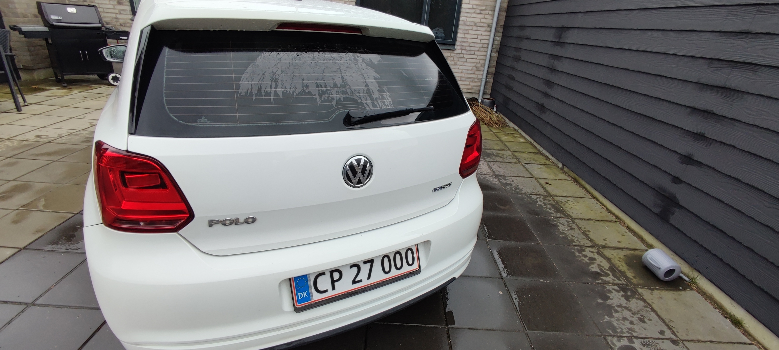 Hvid VW Polo fra 2016