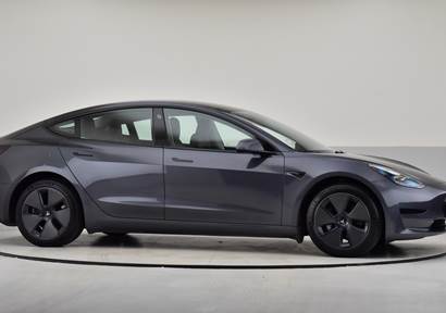 Tesla Model 3 Standard Range Plus 4dr