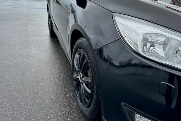 Sort Ford Focus fra 2015