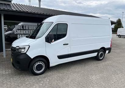 Renault Master IV T33 2,3 dCi 135 L2H2 Kassevogn