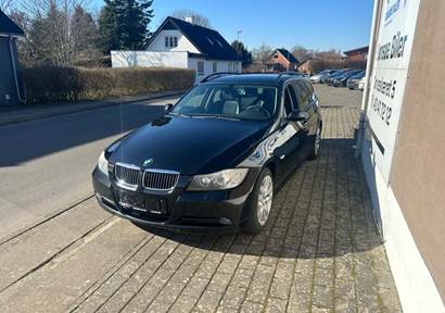 BMW 325Xi 2,5 Touring