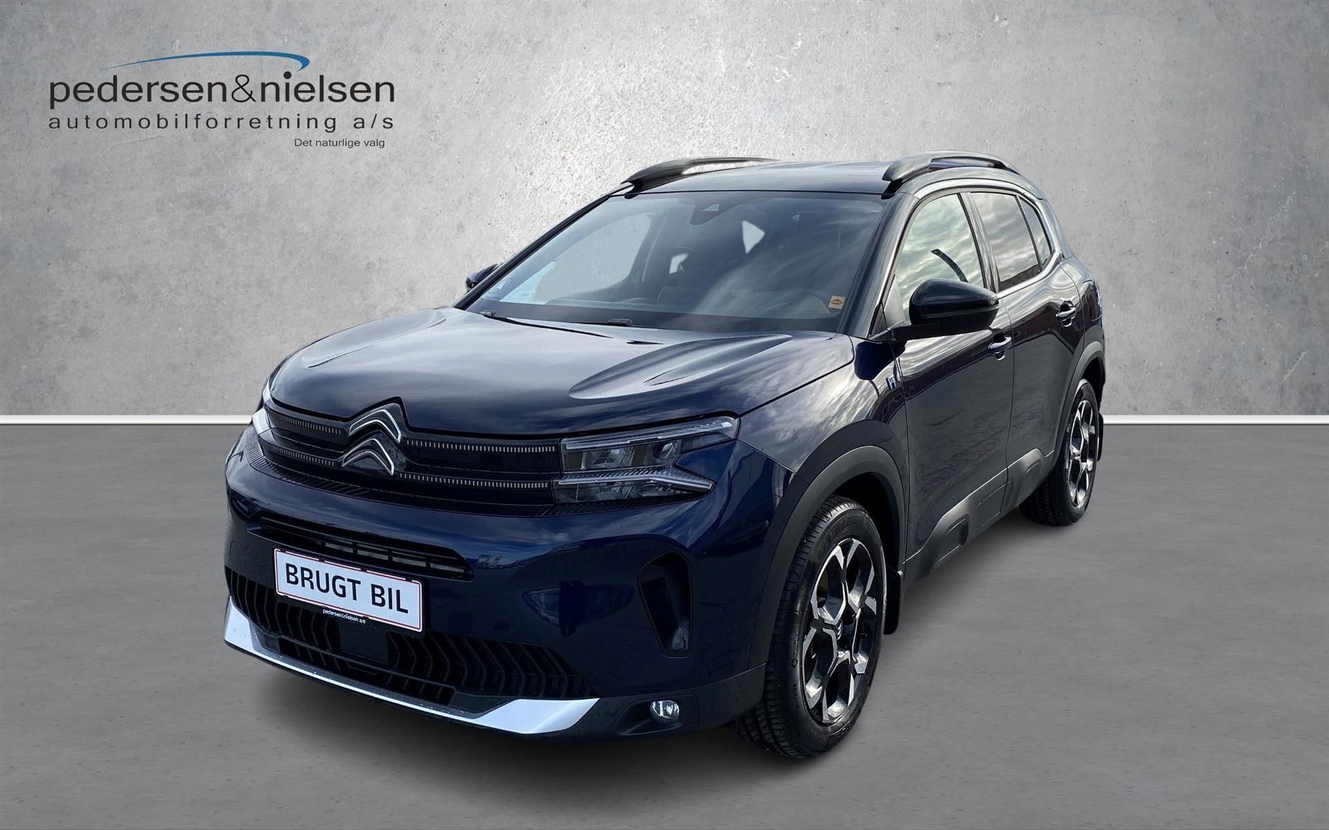 Blå Citroën C5 Aircross fra 2022 set udefra