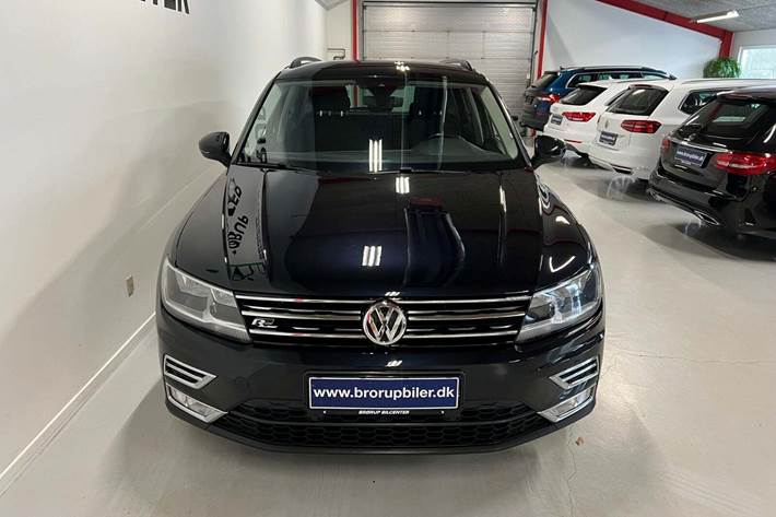 Sort VW Tiguan fra 2017