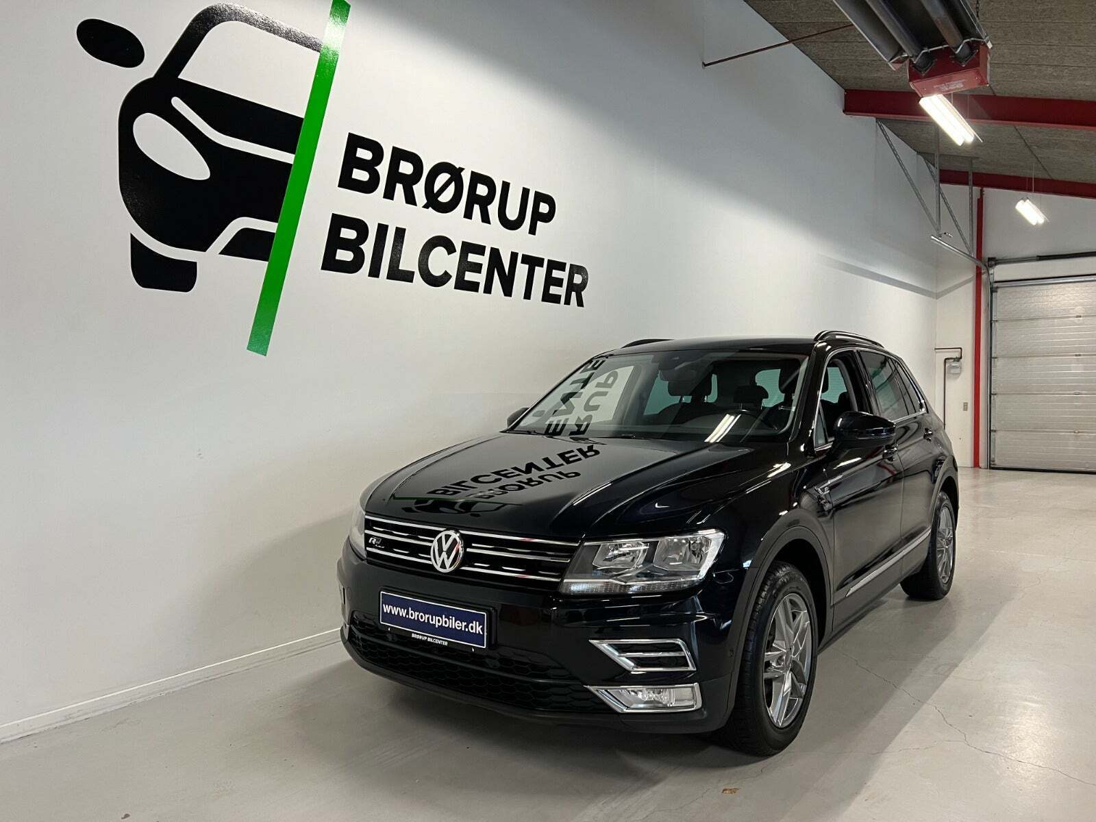 Sort VW Tiguan fra 2017