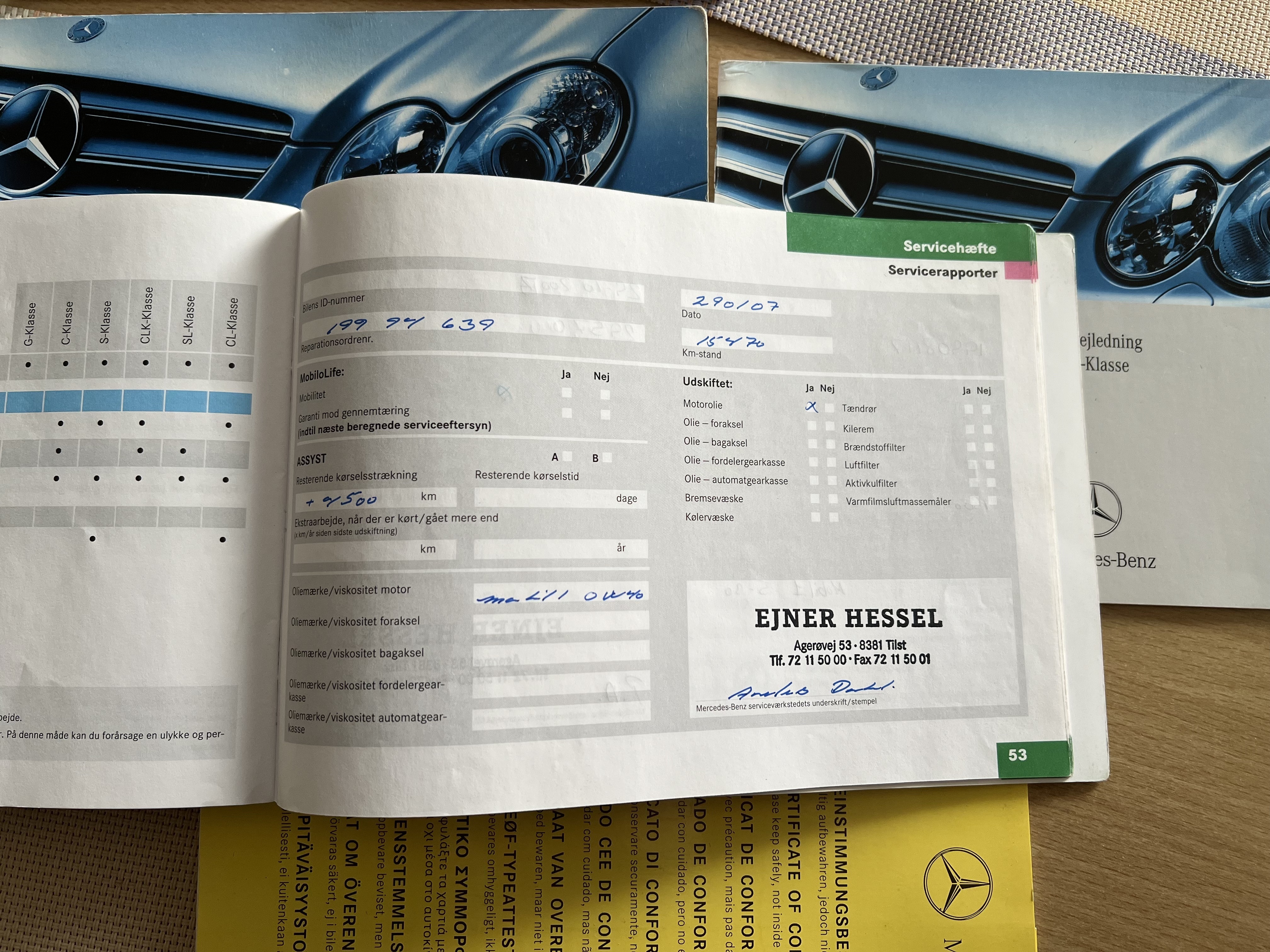 Sølv Mercedes CLK200 fra 2005
