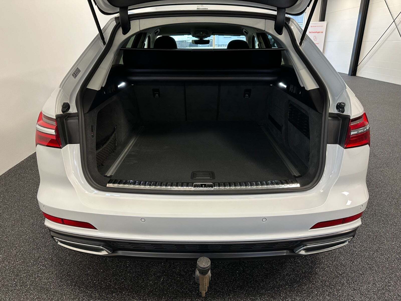 Hvid Audi A6 fra 2019