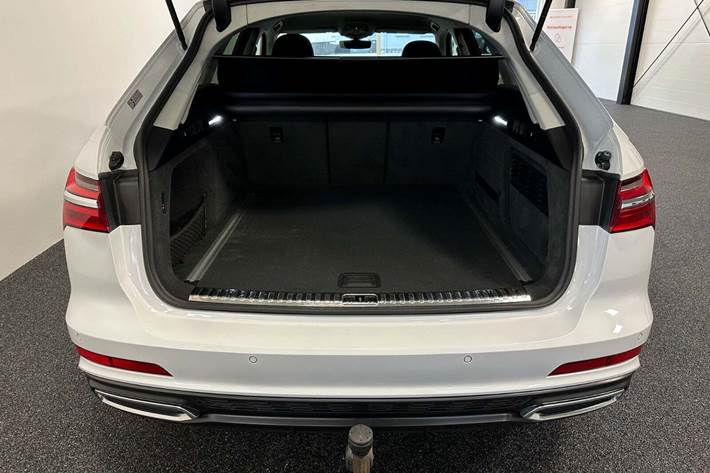 Hvid Audi A6 fra 2019