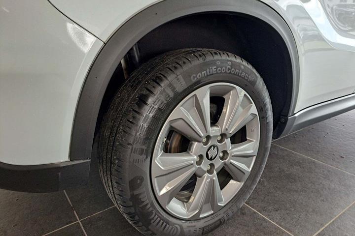 Hvid Suzuki Vitara fra 2020