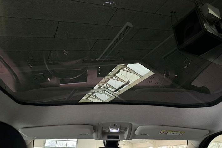 Turquoise Citroën C4 Cactus fra 2018