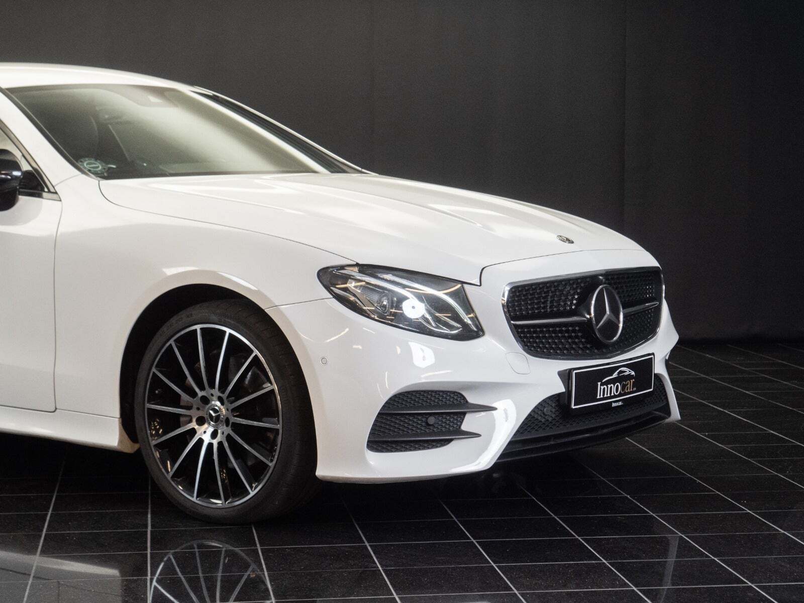 Hvid Mercedes E220 d fra 2018