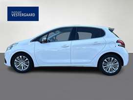 Peugeot 208 1,6 BlueHDi Allure Sky 100HK 5d