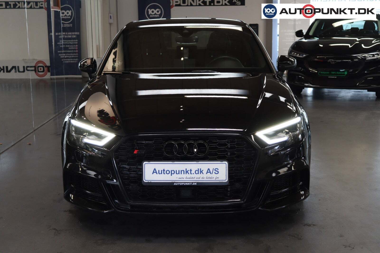 Sort Audi S3 fra 2017