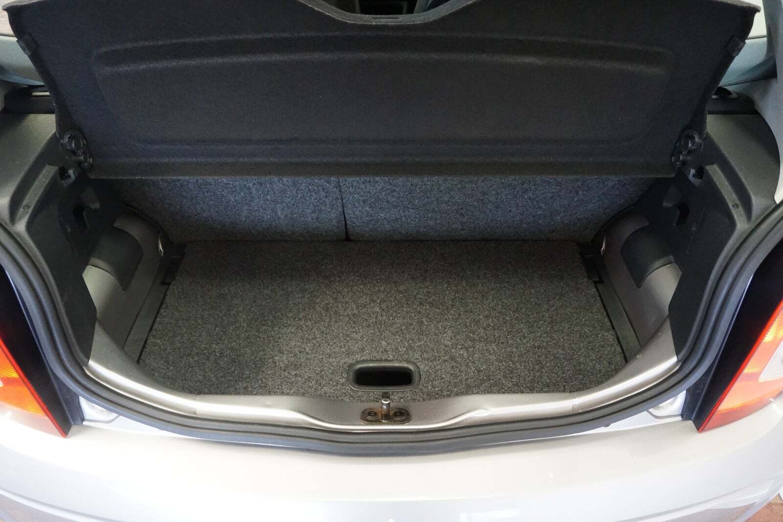 Sølv VW UP! fra 2012