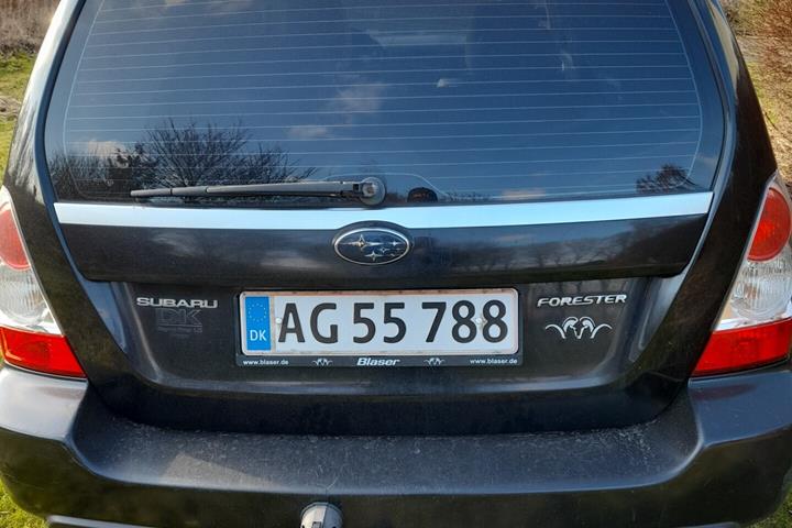 Sort Subaru Forester fra 2008
