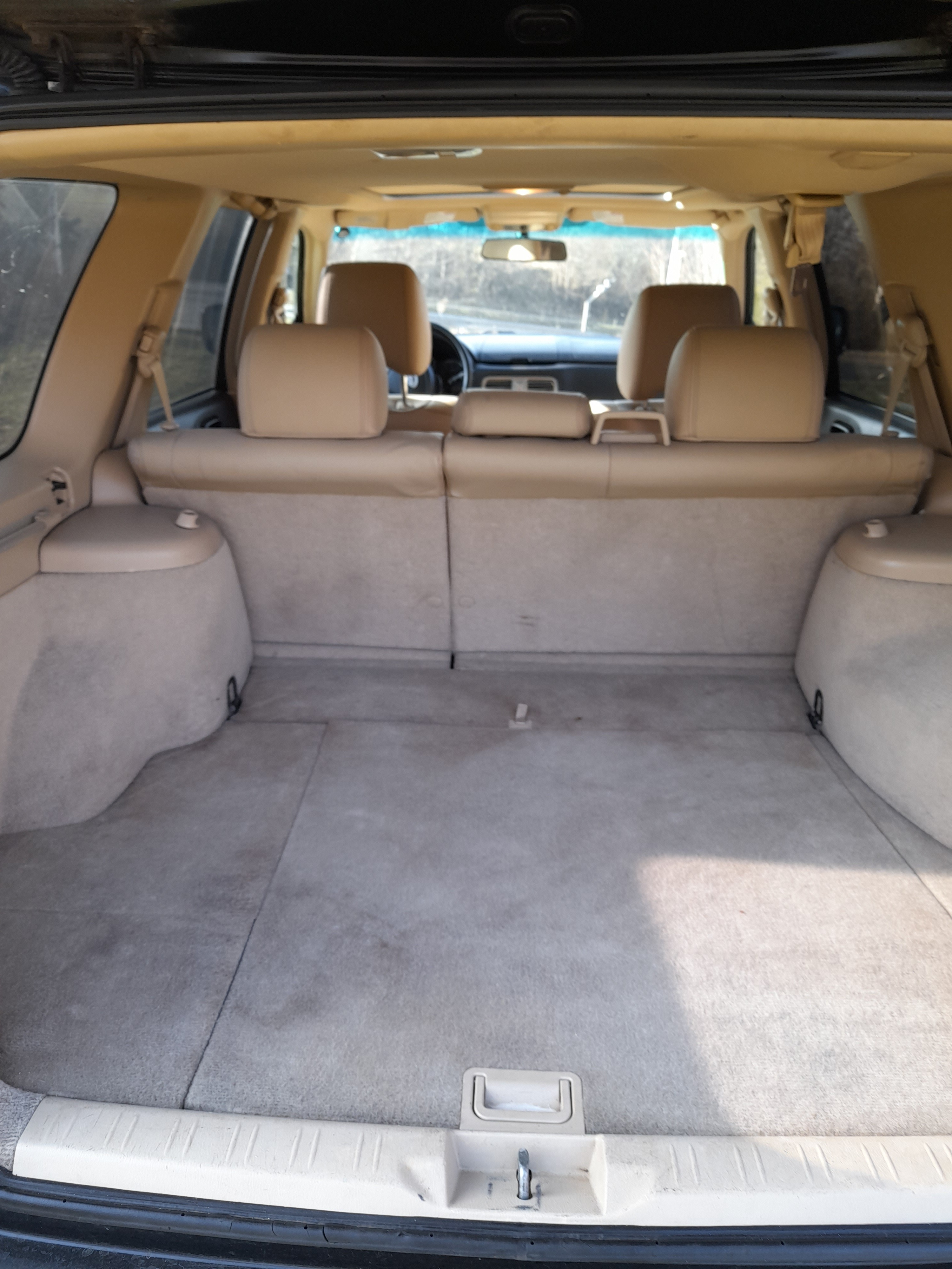 Sort Subaru Forester fra 2008