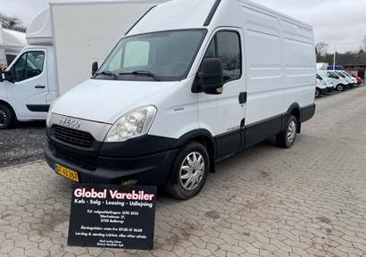 Iveco Daily 2,3 35S13 12m³ Van