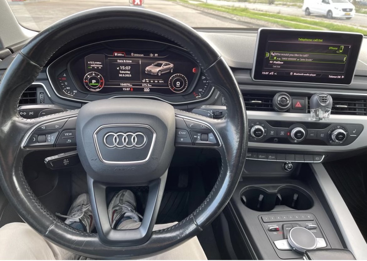 Sort Audi A4 fra 2016