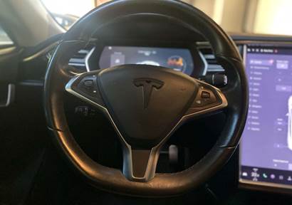 Tesla Model S 70
