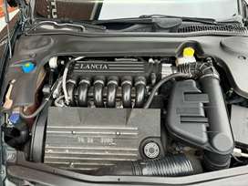 Lancia Thesis 3,0 V6 24V 215HK