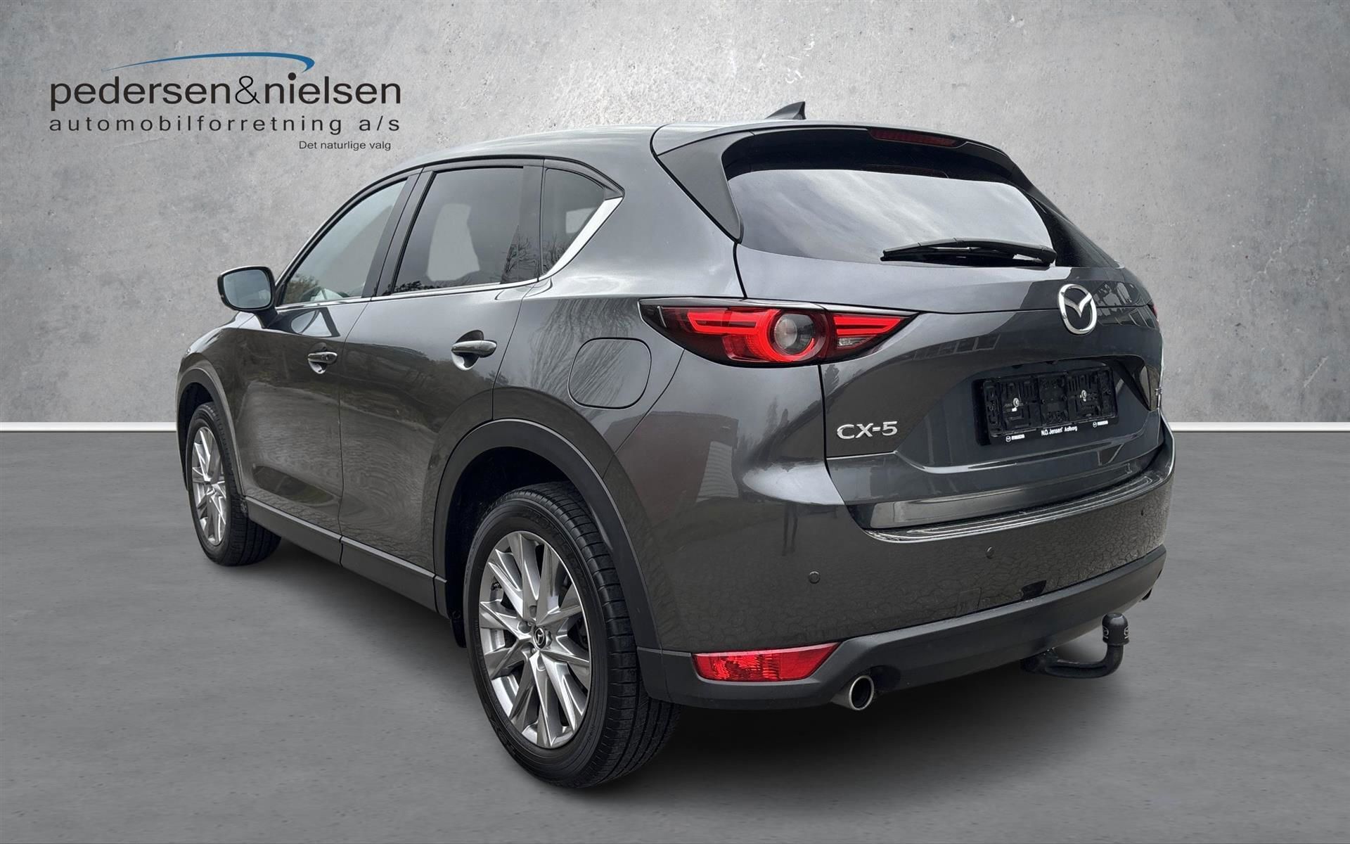 Grå Mazda CX-5 fra 2021