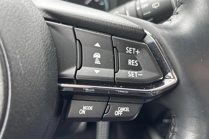 Grå Mazda CX-5 fra 2021