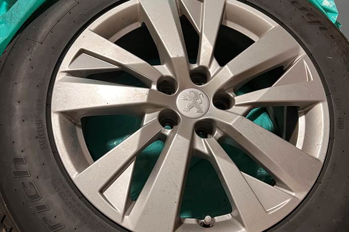 Sort Peugeot 3008 fra 2016