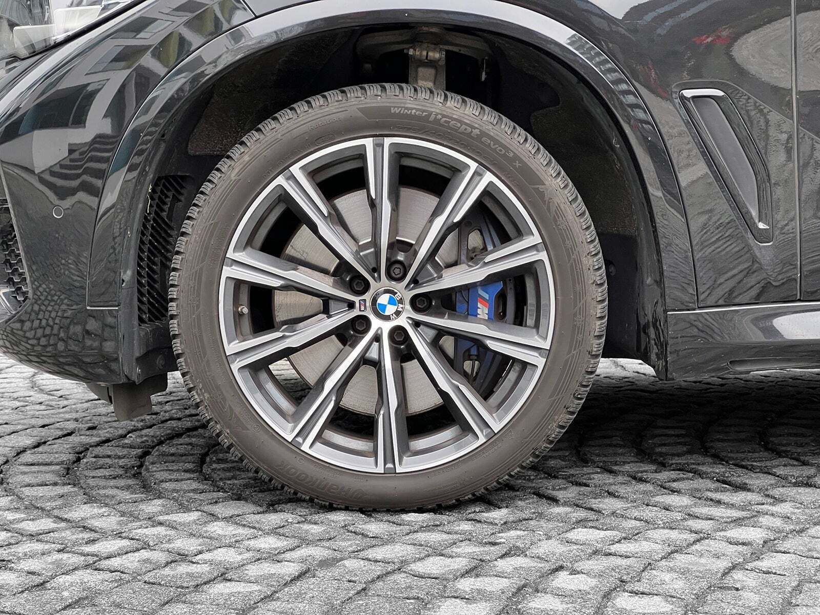 Sort BMW X5 fra 2019