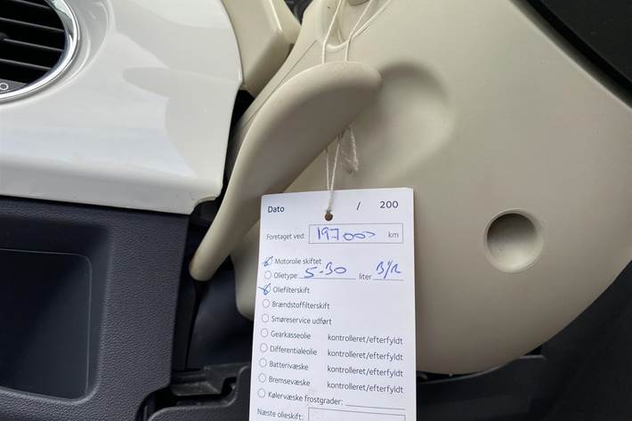 Hvid Fiat 500C fra 2010