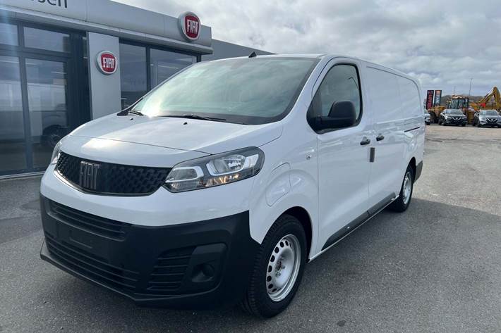 Hvid Fiat Scudo E fra 2023 set udefra