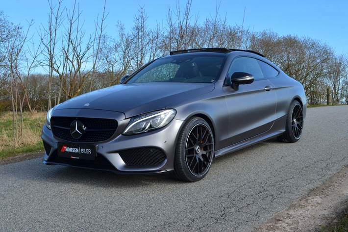 Grå Mercedes C400 fra 2016