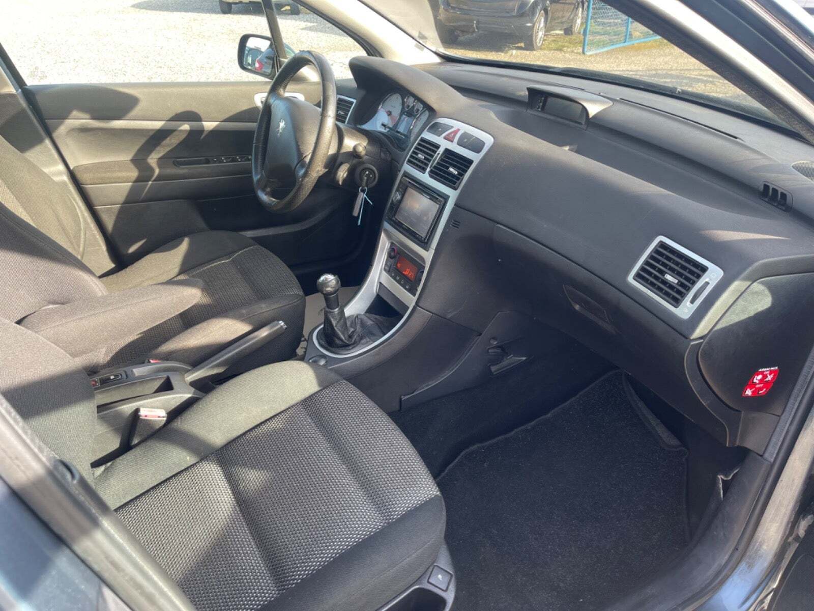 Sort Peugeot 307 fra 2008