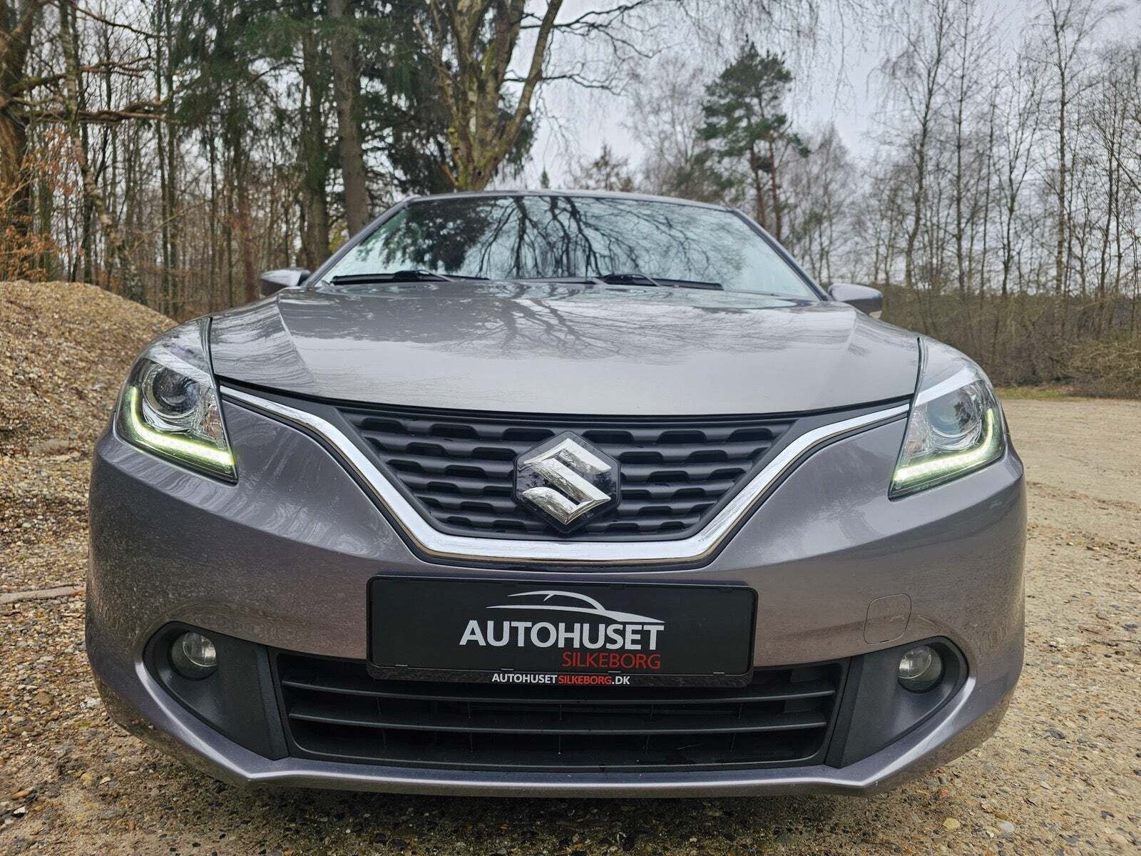 Sort Suzuki Baleno fra 2016
