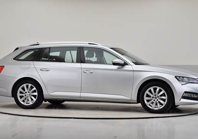 Skoda SUPERB COMBI TSI Hybrid Plus Combi 218 DSG6