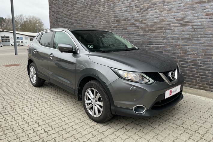 Grå Nissan Qashqai fra 2017