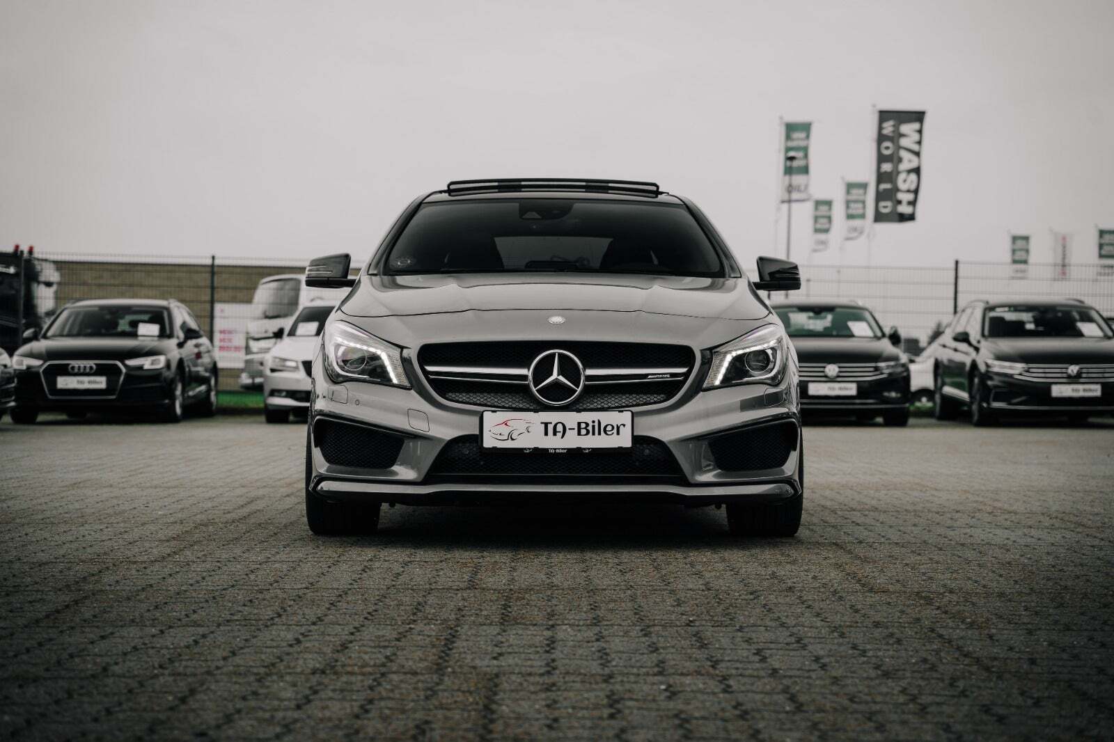 undefined Mercedes CLA45 fra 2016 set udefra